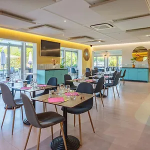 Hotel Sure By Western Aeroport, Biarritz